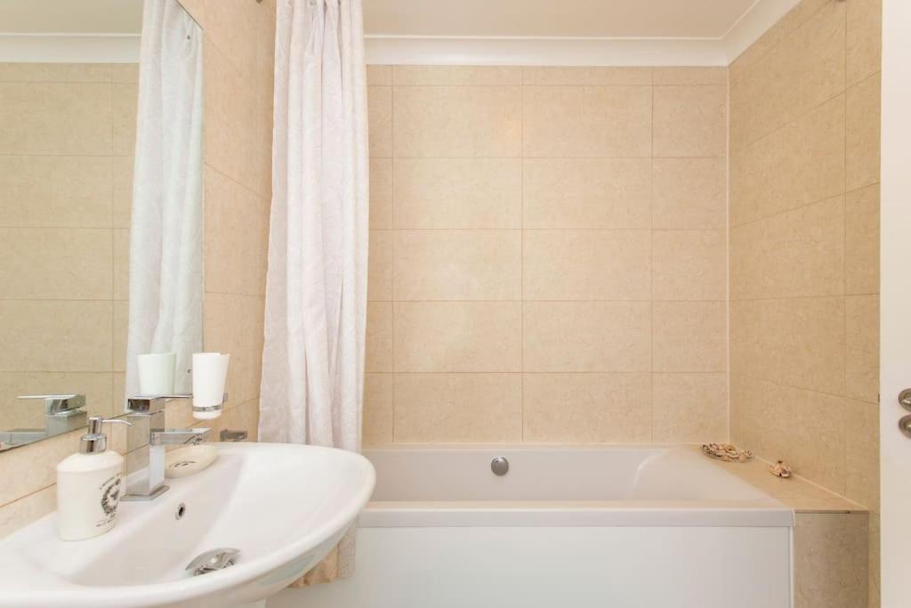 2 Bed Room Flat Near Westfield, West London Luaran gambar